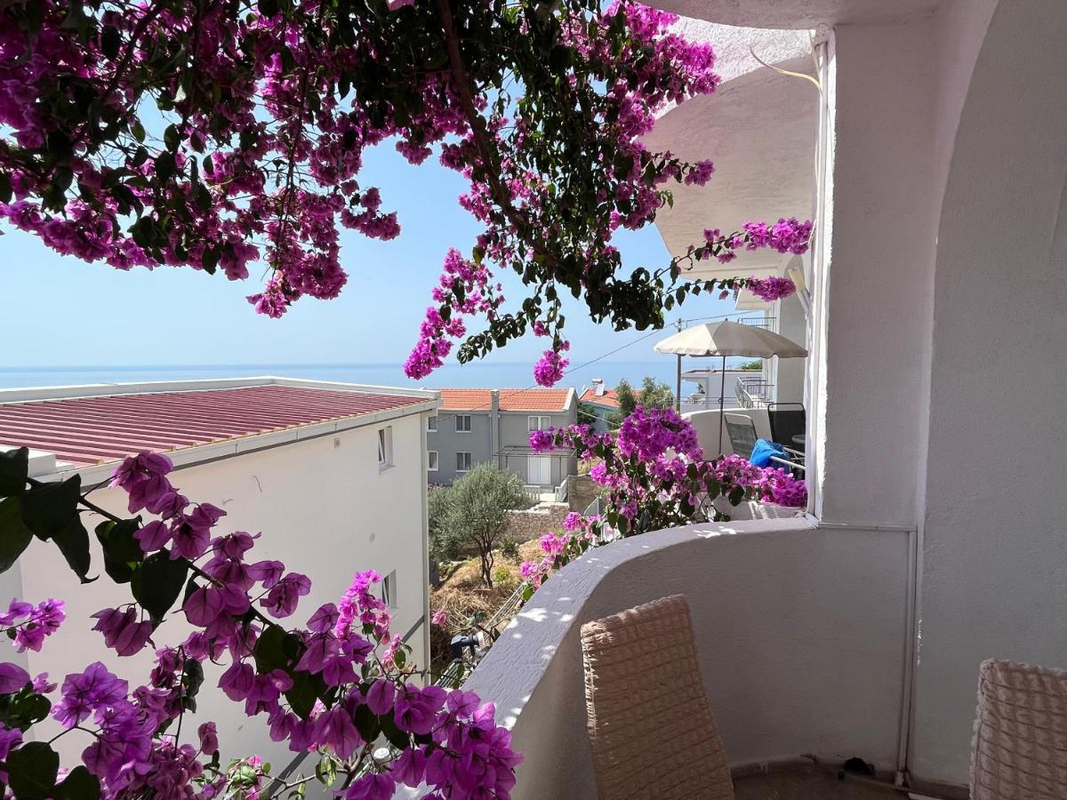 Apartment Light House Dobra Voda Esterno foto