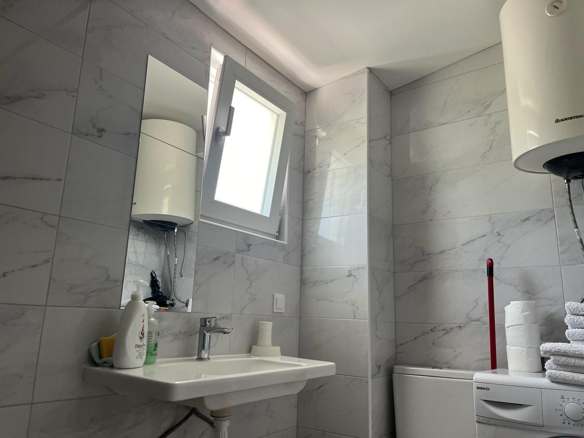Apartment Light House Dobra Voda Esterno foto